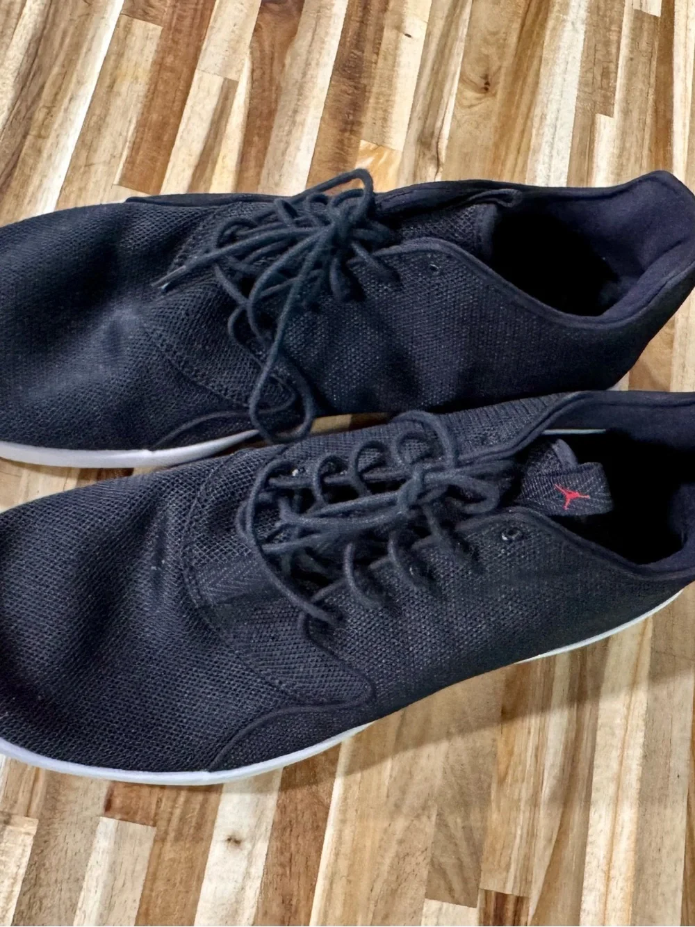 Jordan sleek low